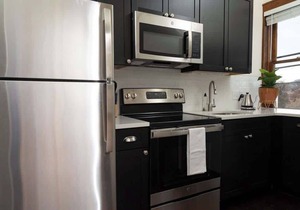 Luxe loft w/city & mountain views