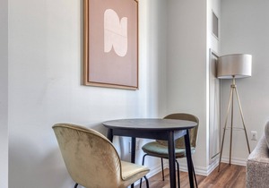 Luxe Seaport Studio w/ W/D, Gym, Outdoor Space, by Blueground