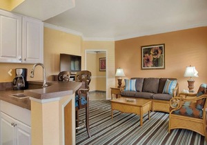 Luxurious 2 Bedroom Deluxe Condo, Close To Disney World, SeaWorld and Shopping