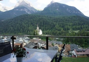 Luxurious, beautiful 5* apartment in a central, sunny and quiet residential area