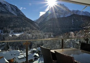 Luxurious, beautiful 5* apartment in a central, sunny and quiet residential area