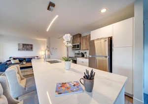 Luxurious Brand New Modern Condo Parking Coffee Location!