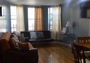 Luxurious Brooklyn Getaway - One Bedroom Apartment