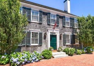 Luxurious Compound With Pool, Carriage House, Water Views