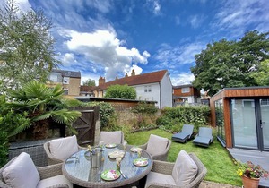 Luxurious Eton Townhouse with Sunny garden