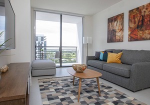 Luxury 1BD/1BT Apartment in Downtown Doral
