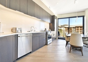 Luxury 2 BR in Canyons Village - Walk to Slopes! by RedAwning - Save 20% on 7+ Nights!