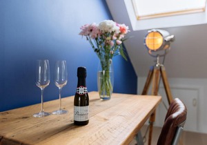 Luxury and Bright bedrooms in Queens Park