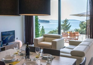 Luxury Apartment Biseri Jadrana 7 (4+0) with shared pool by the beach in Primosten