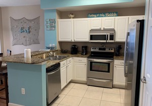 Luxury Beachfront 3 bedroom 2 bath - Sunrise Beach 2302 - FREE Beach Service