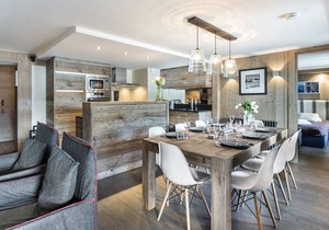 Luxury Central Apartment with Ski Access & Stunning Views