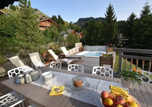 Luxury Chalet with Ski-In/Ski-Out, Sauna & Outdoor Jacuzzi at Le Grand-Bornand