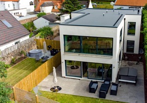 Luxury East Lothian retreat over-looking golf historic golf linksmontague