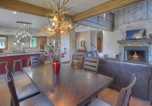 Luxury Home | Mountain Views, Outdoor Fireplace | 1 Mile to Purg