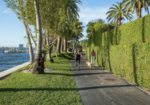 Luxury Island 2bd/2ba Penthouse | Amenity Pool