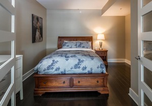 Luxury One Bedroom Apartment in Kings Wharf