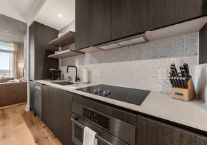 Luxury Rainey Condo w/Rooftop Pool & Views