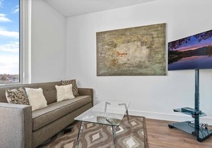 Luxury Studio Apartment | Downtown White Plains | Gym + Clubroom