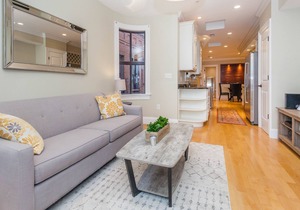 Luxury Top Floor 2 Bedroom in the heart of Boston's North End