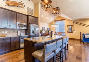 Luxury Townhome in River Run Village w/Mountain Views, Easy Access to Shops!