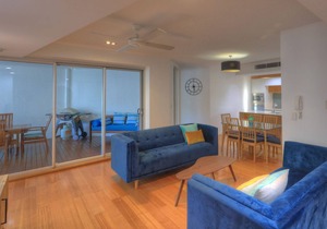 Maggies Beachfront Apt. 4