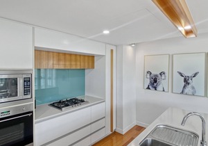 Maggies Beachfront Apt. 12