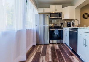 Magic City House Miami 3/2 Gated Parking/KING BED!
