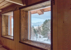 Magnificent large chalet on the slopes more information La gouille à l'ours