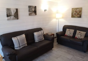 Magpie 6 (Hot Tub) HuntersMoon-Warminster-longleat-Bath