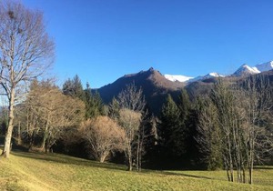 Maison de l'Amitie Argeles Gazost, Luxurious Top Floor Apartment with Mountain Views