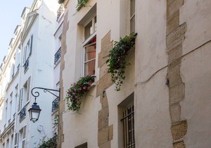 Marais Museum Marvel, by Veeve
