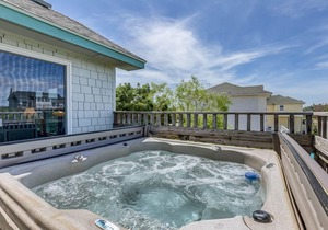 Margaritaville | 835 ft from the beach | Dog Friendly, Hot Tub | Corolla