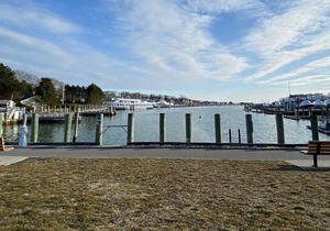 Marina Chalet - Walk to Falmouth Waterfront, Beach, Downtown!