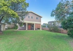 Marlin Street, 2 storey Beach House in Smiths Beach - 4 bedrooms