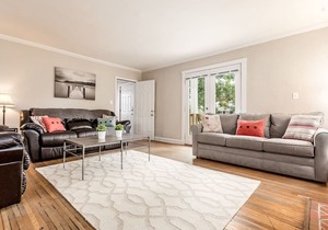 Massive Updated 6BR Near Everything Sleeps 20!