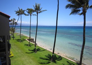 May 2026 Discounted! Oceanfront Top Floor Corner Condo- Spectacular Lanai Views!