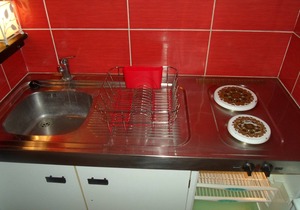 Mini-studio in Balaruc-les-Bains, near pond and spa