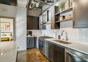 MINNeSTAY* Sable 901 - Penthouse | North Loop | Target Center