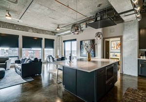 MINNeSTAY* Sable 901 - Penthouse | North Loop | Target Center