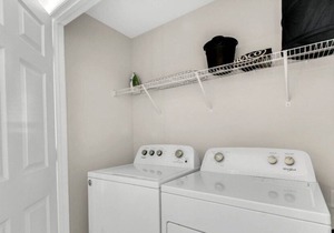 Modern 5BR Solara Private Pool