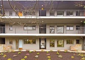 Modern, airy and bright, this private apartment sits on the top of Queen Anne hill.