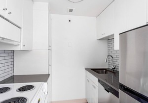 Modern Back Bay Studio w/Gym, W/D near Newbury St by Blueground