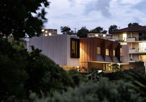 Modern Beach Pad - Seconds to the Beach