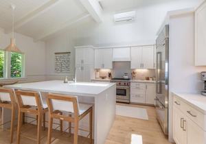 Modern Beachfront Home by Tunnels Beach