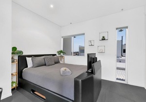 Modern Brisbane City Penthouse