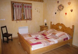 MODERN CHALET FROM 2 TO 9 PEOPLE