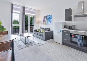 Modern & Cosy 1 Bedroom Apartment, Dudley