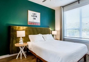 Modern CozySuites in East Riverside Downtown #04