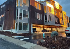 Modern loft downtown White Salmon #11