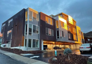 Modern loft downtown White Salmon #03